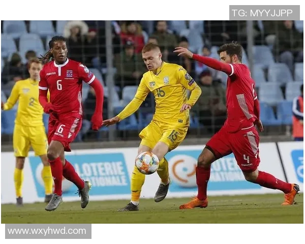 沙尔克与莫斯科火车的激烈对决揭示足球战术与团队精神的完美结合